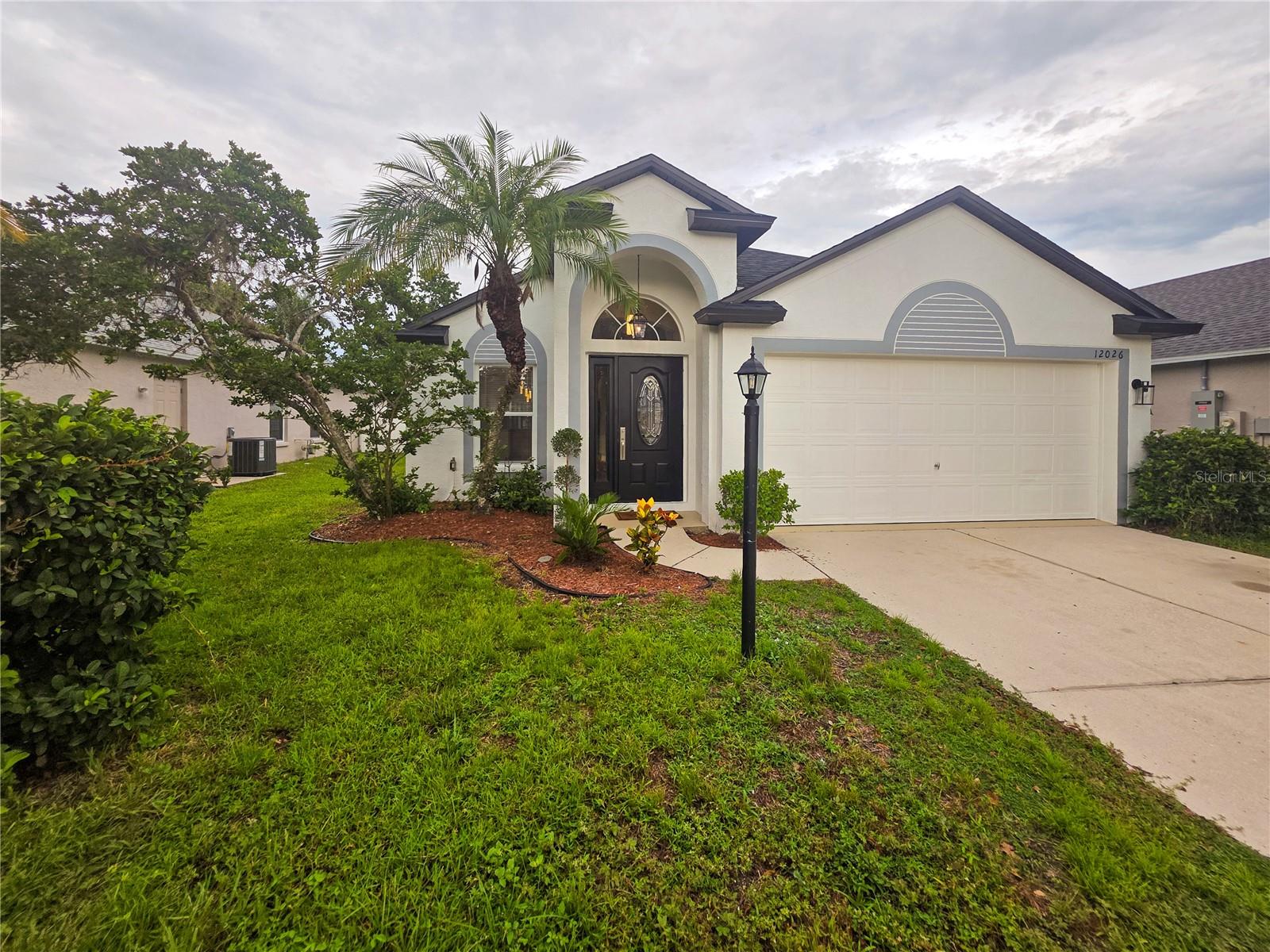 12026 Winding Woods Way — photo