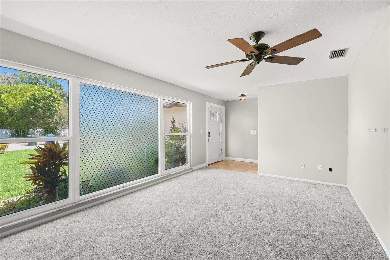 802 Embassy Road, Largo, FL 33771 — photo 3