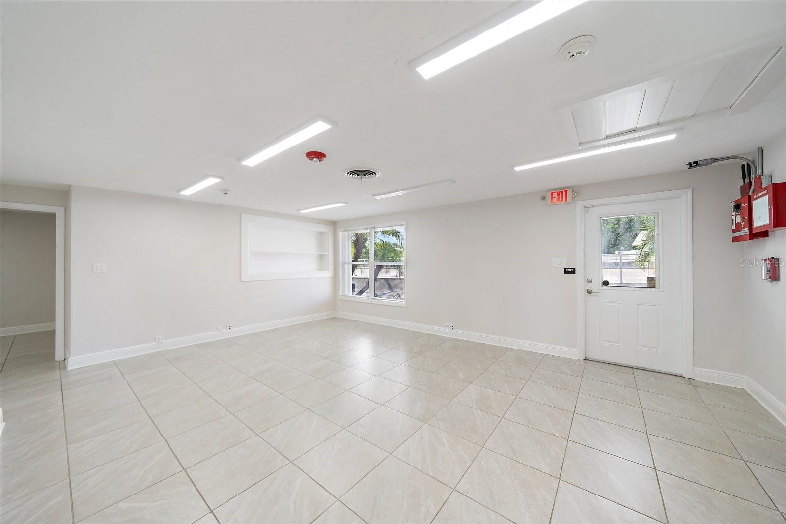 2535 Bee Ridge Road, Sarasota, FL 34239 — photo 3