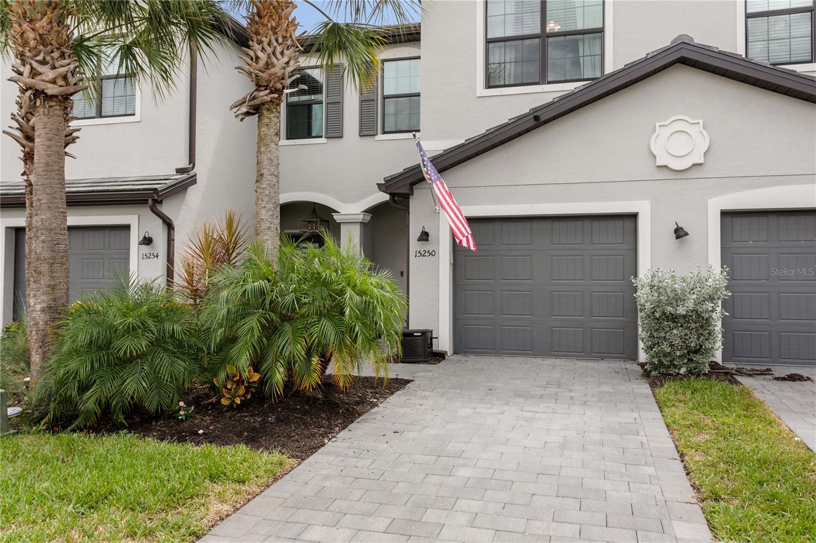 15250 Sunny Day Dr — photo