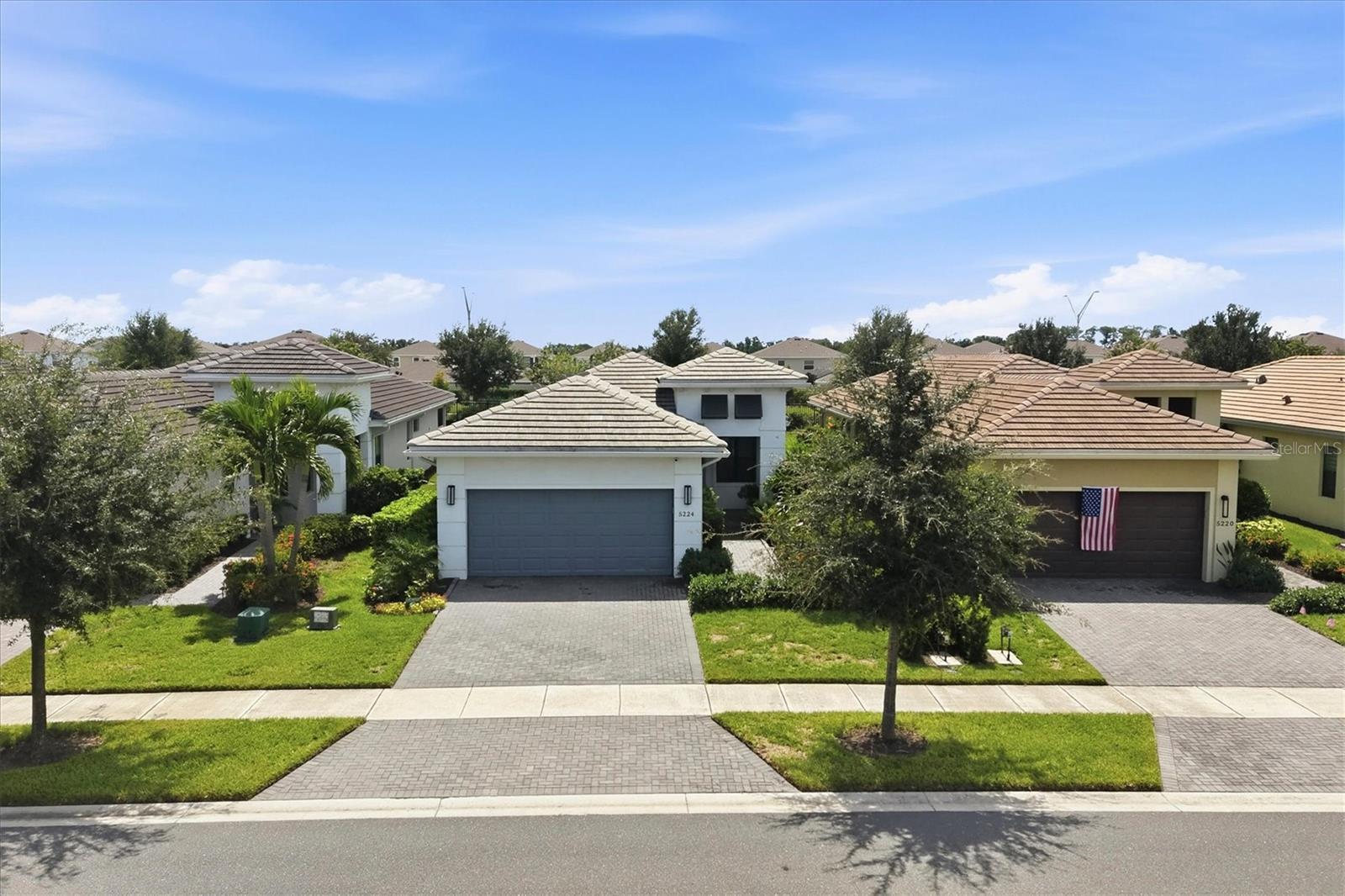 5224 Barnett Cir — photo