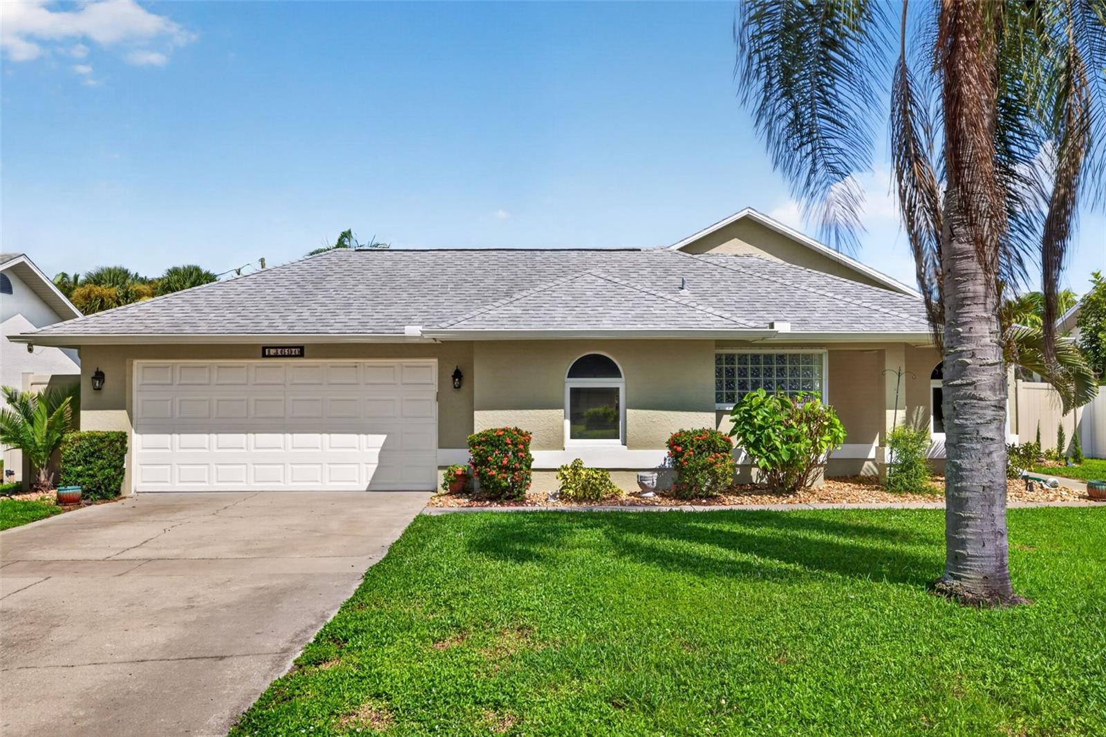 13690 Willow Bridge Dr — photo