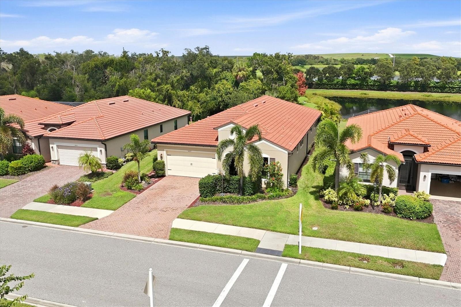 10035 Marbella Dr — photo