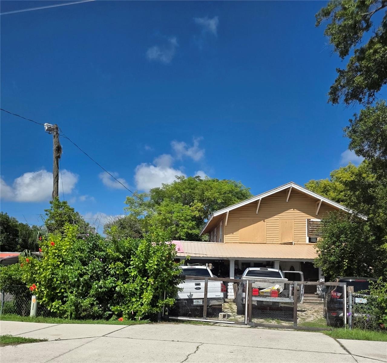 1431 SW Highway 17 — photo