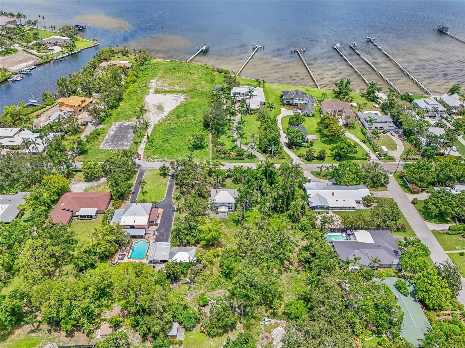 3601 Riverview Blvd — photo