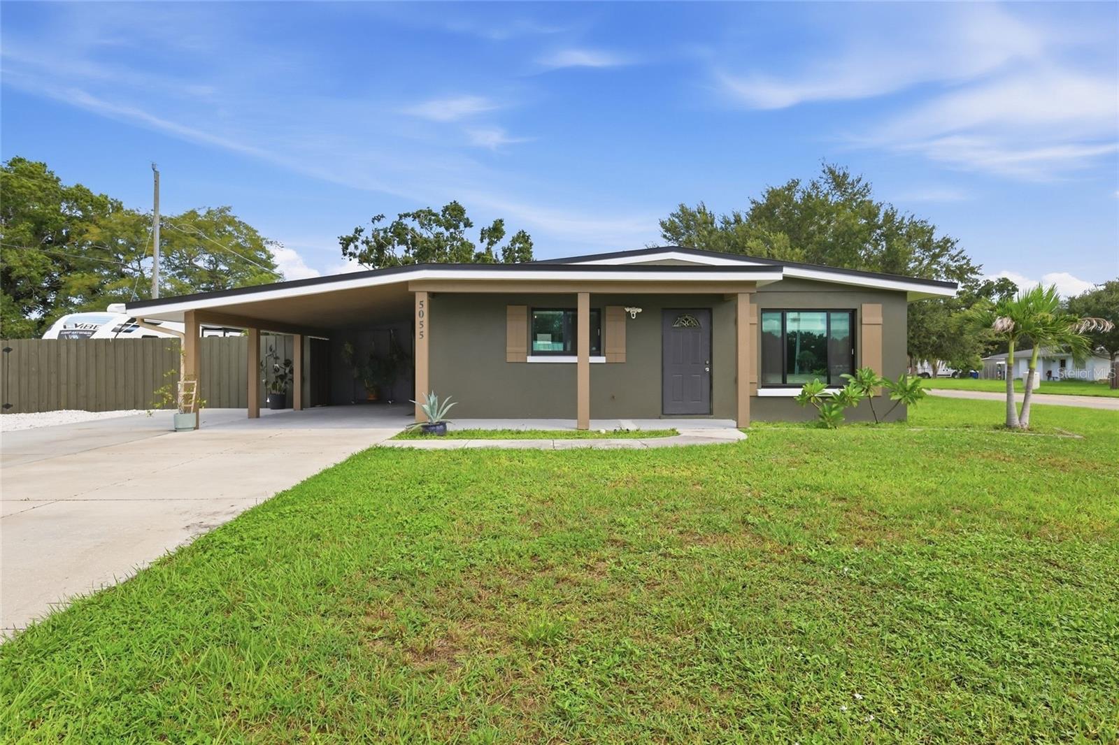 5055 Lahaina Dr — photo