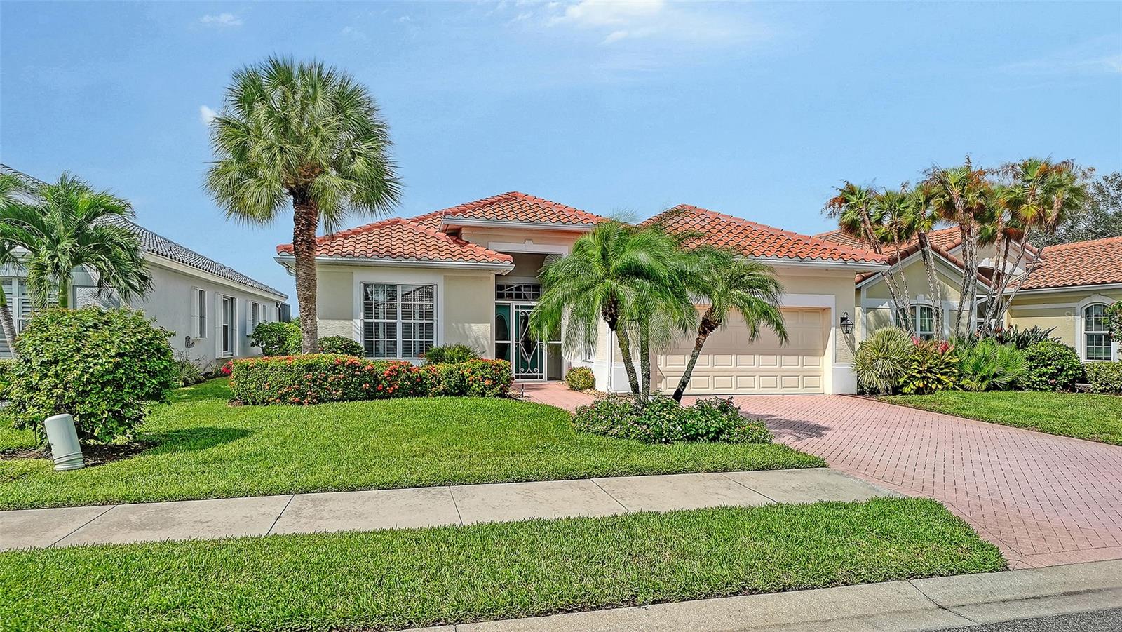661 Misty Pine Dr — photo