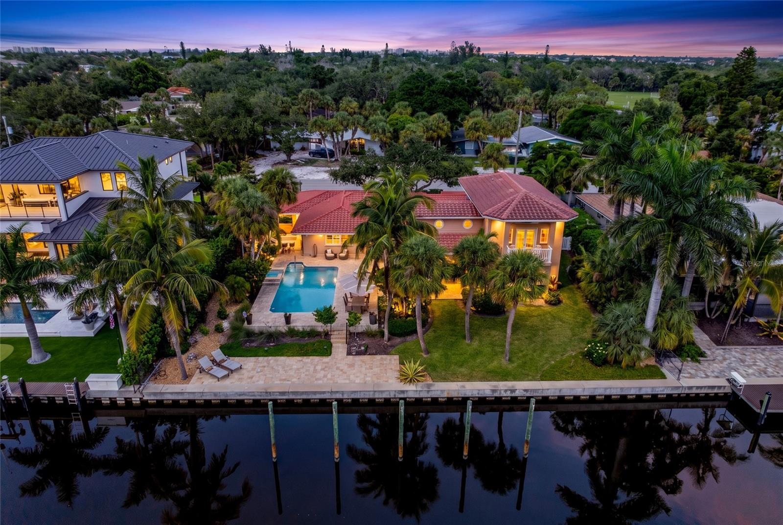 5376 Shadow Lawn Dr — photo