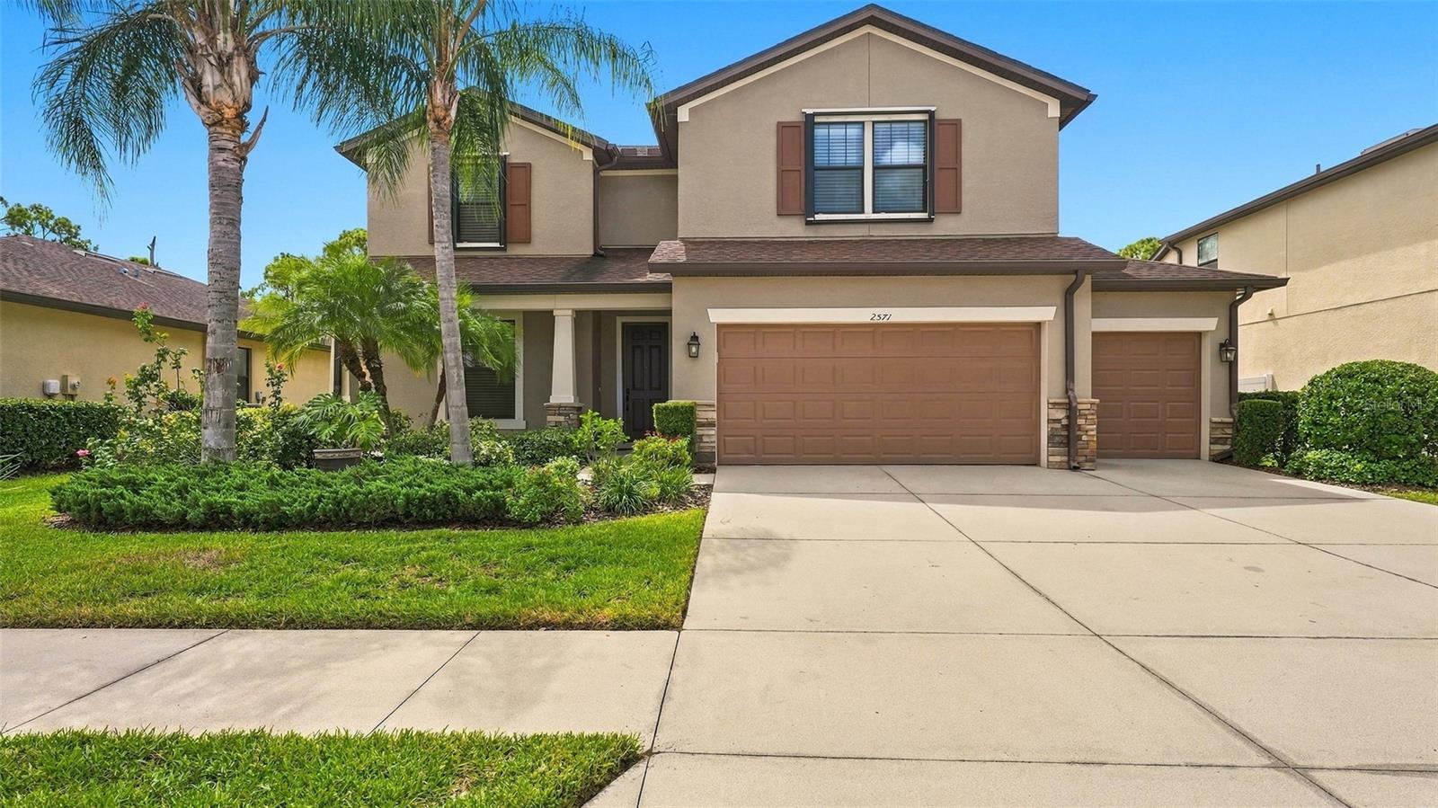 2571 Sherman Oak Dr — photo