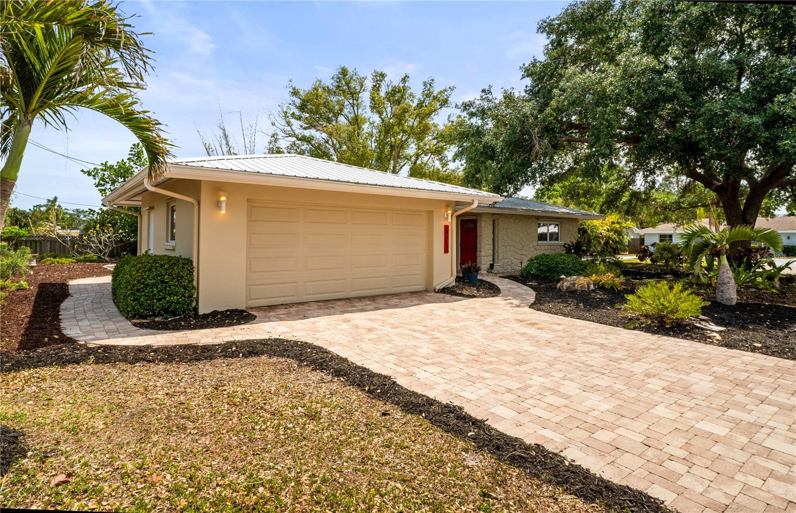 6512 Bowline Dr — photo