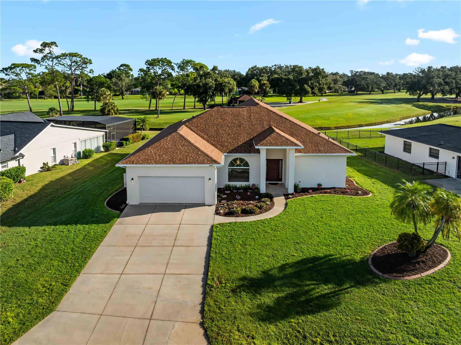 5121 Palm Aire Dr — photo