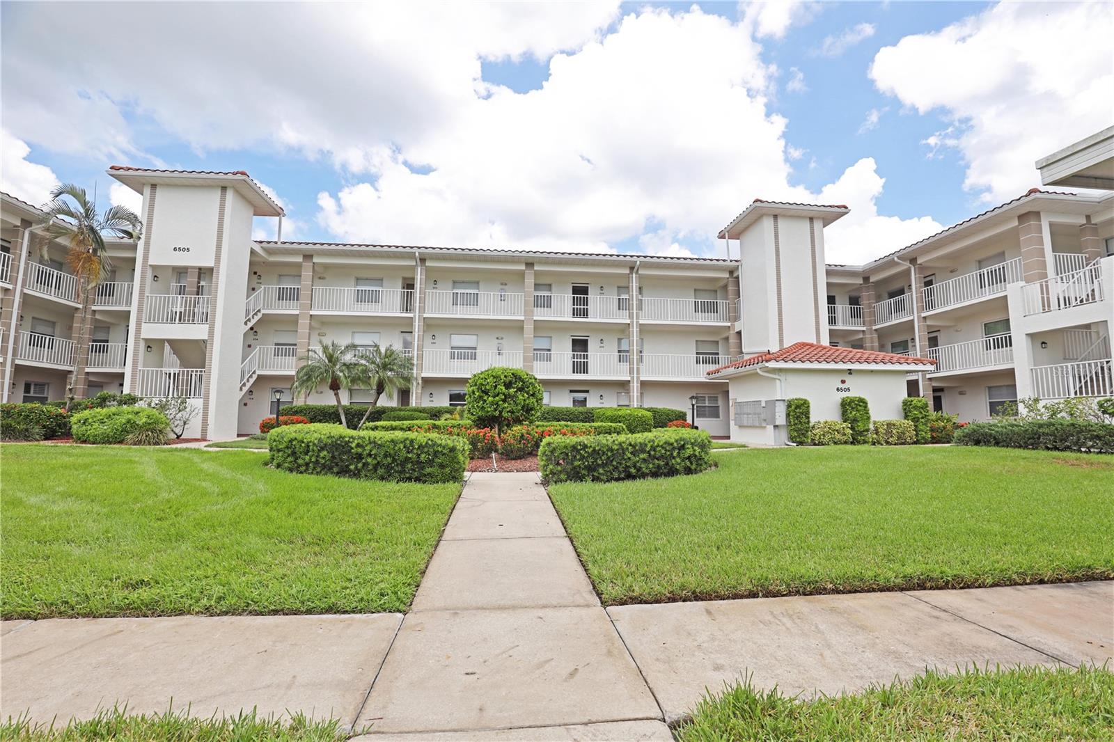 6505 Stone River Rd #209 — photo
