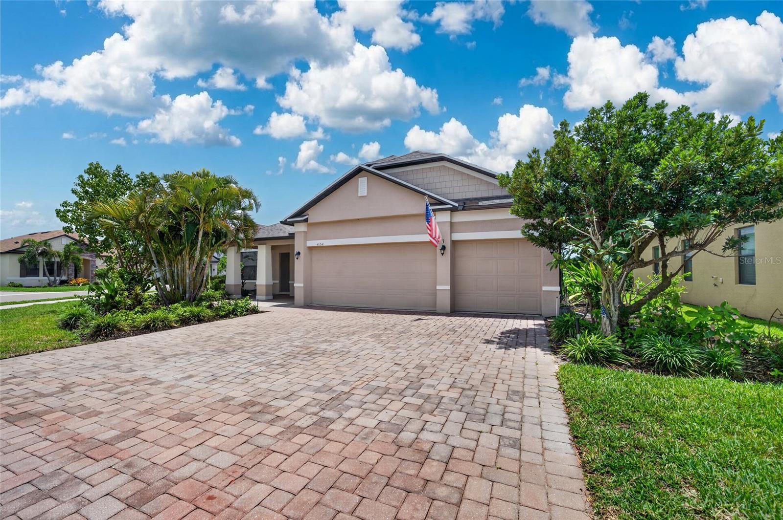 4054 River Bank Way — photo