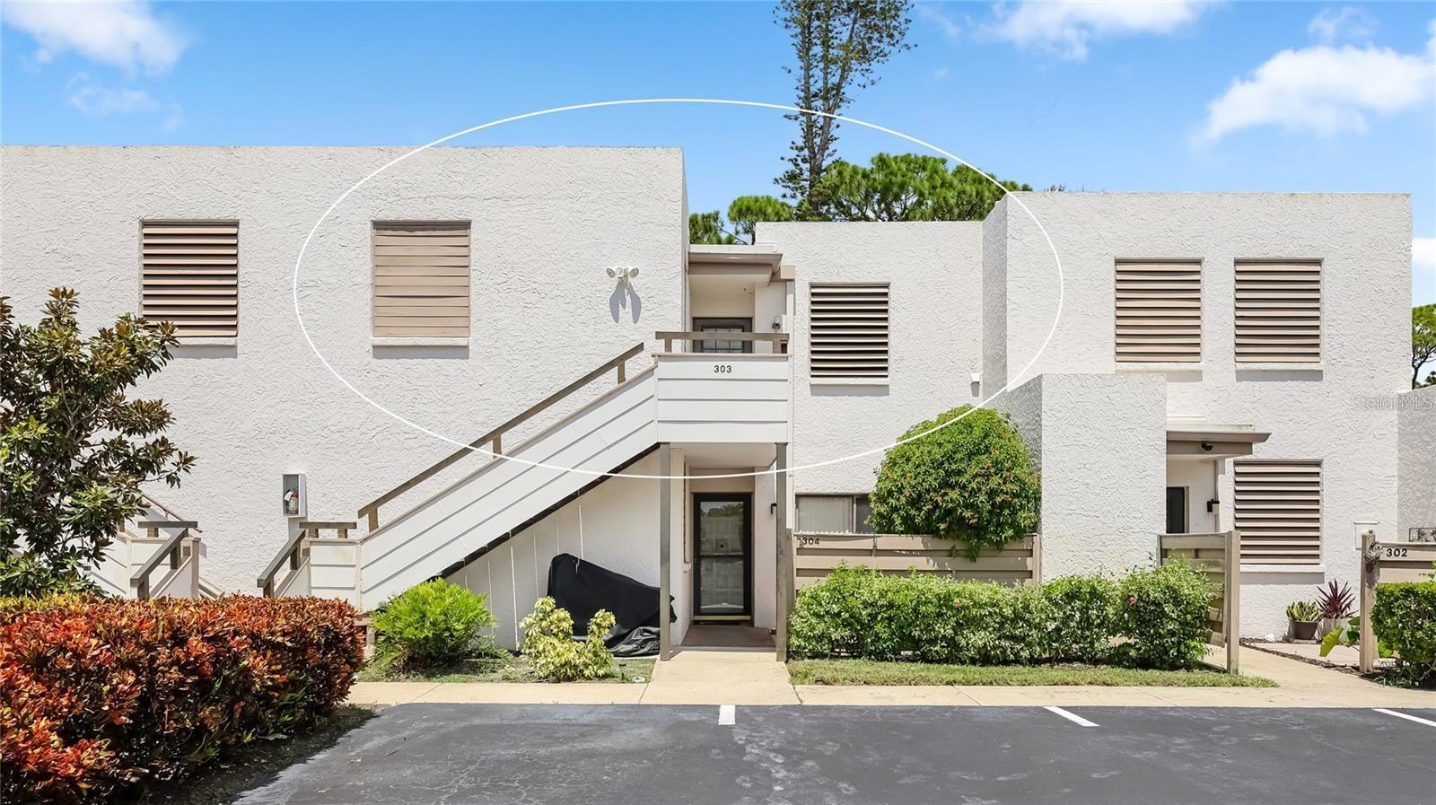 303 Springdale Dr #303 — photo