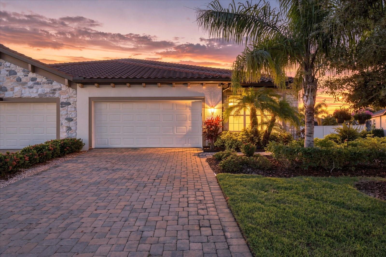 2505 Avolet Ct — photo