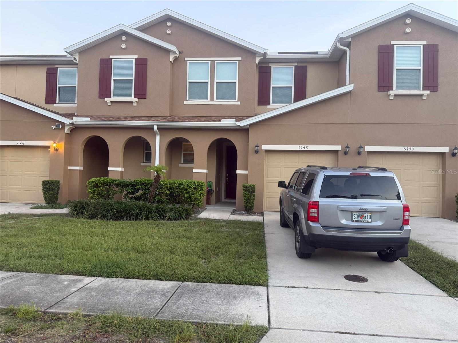 5148 Crown Haven Dr — photo