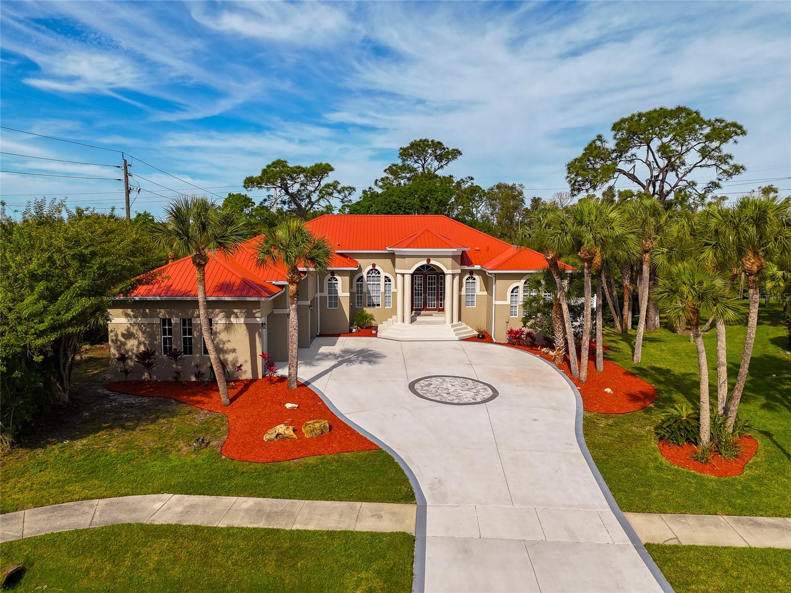 1101 Kings Way Dr — photo
