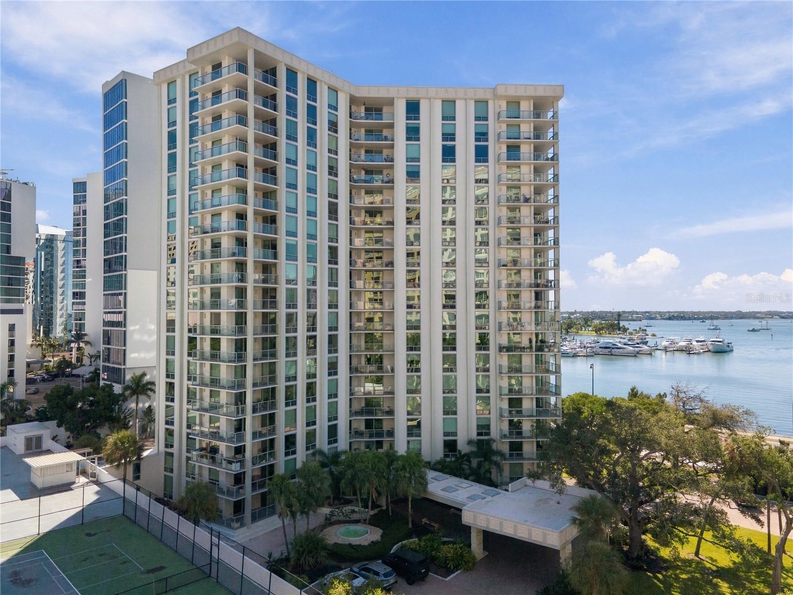 1111 N Gulfstream Ave #3D — photo