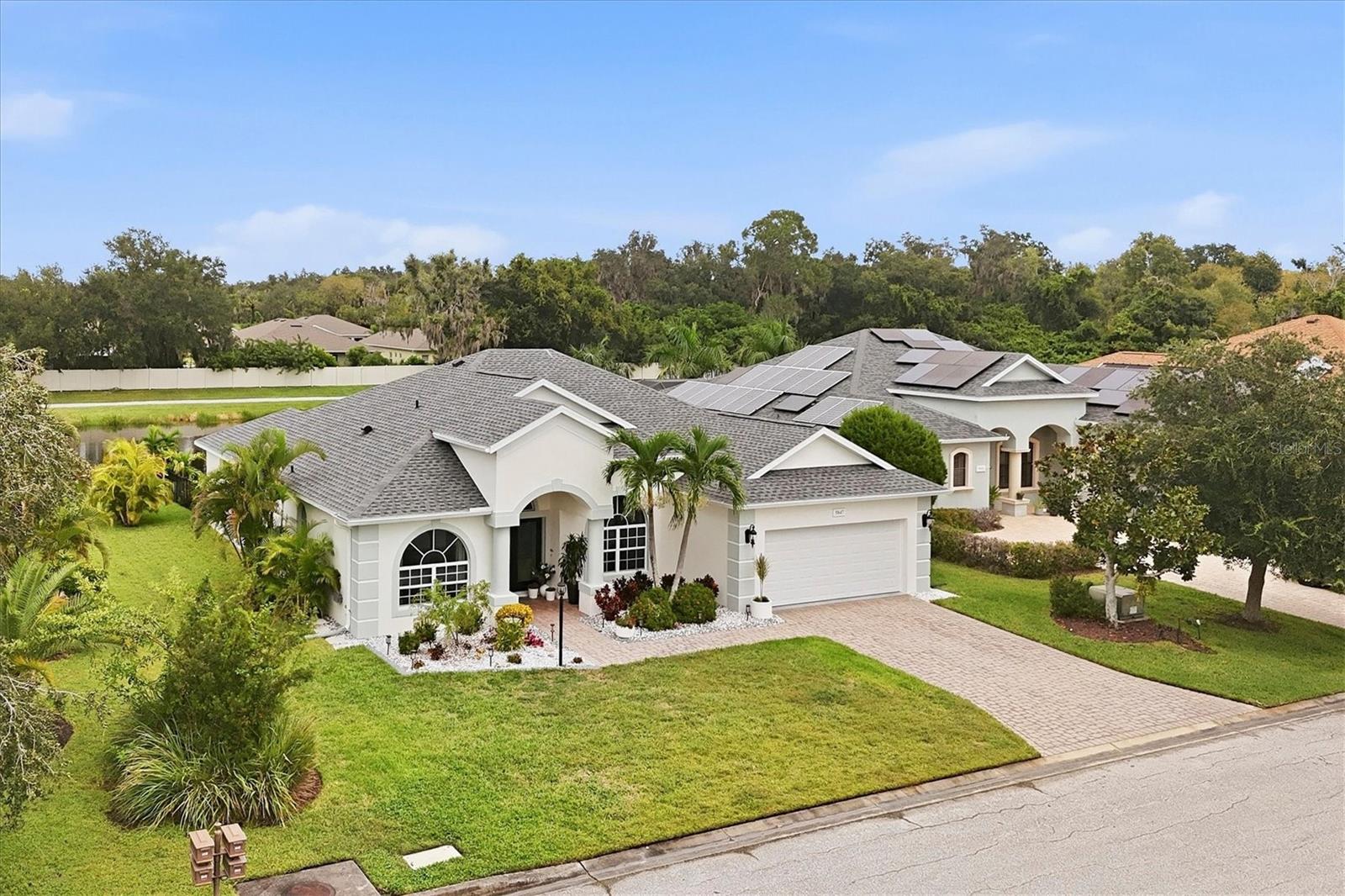 5847 Lexington Dr — photo