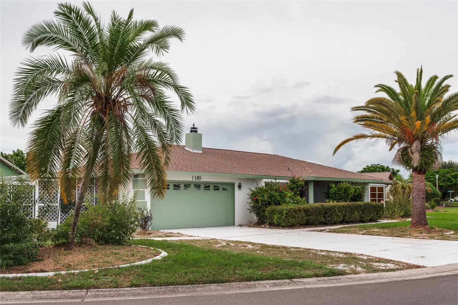 1149 S Cypress Point Dr — photo