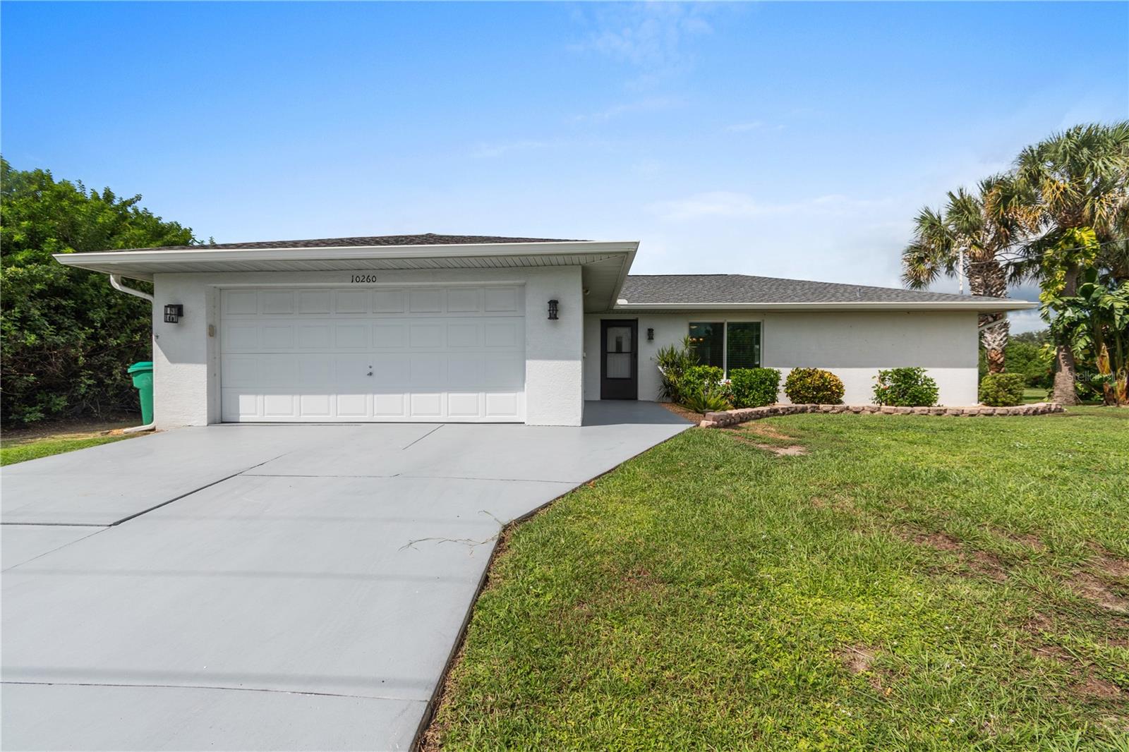 10260 Deerwood Ave — photo