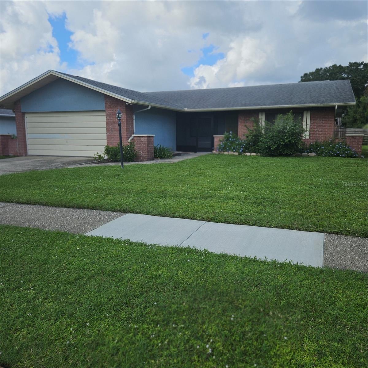 6483 Jarvis Rd — photo