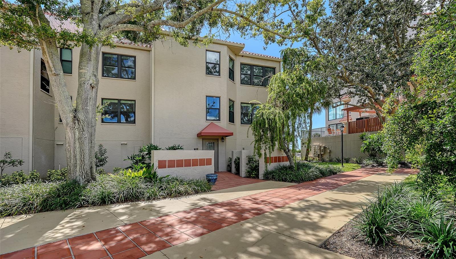 4533 Bay Club Dr #11 — photo