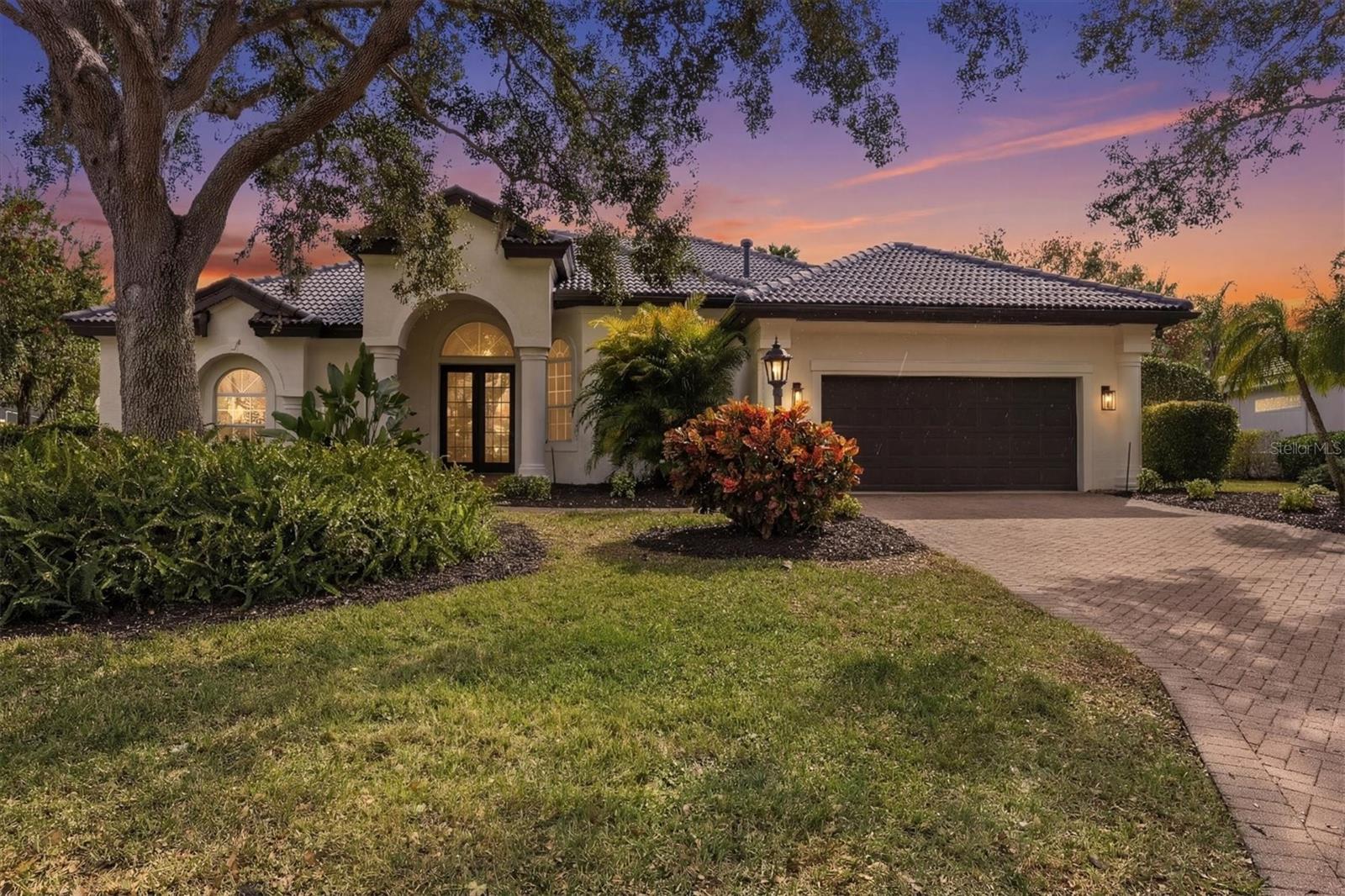 6922 Stanhope Pl — photo
