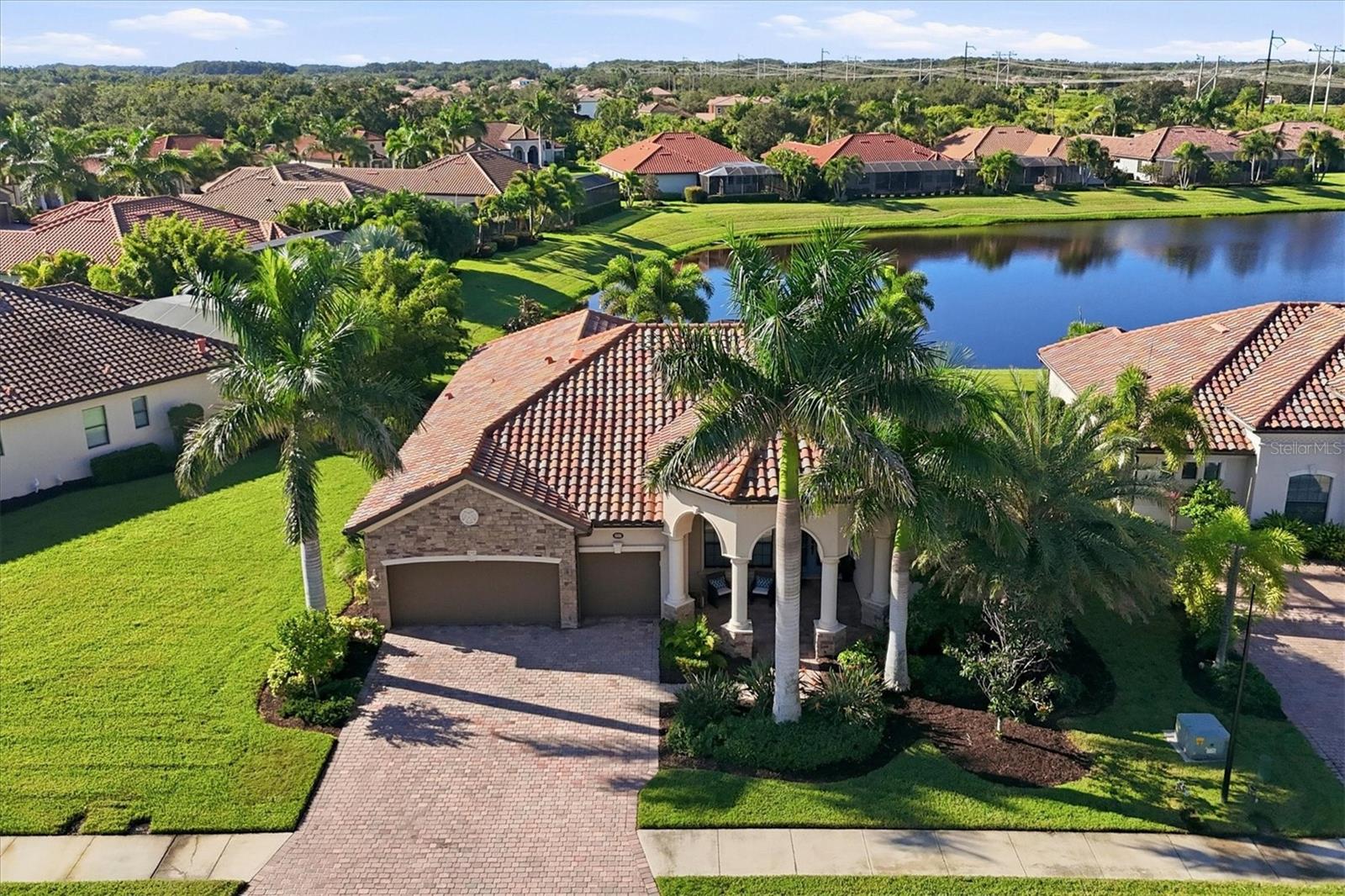 8816 Rum Runner Pl — photo
