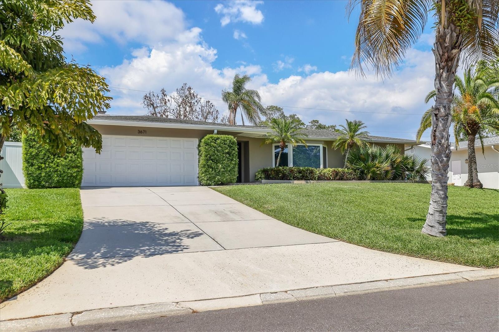 3671 Avocado Road, Largo, FL 33770 — photo 2