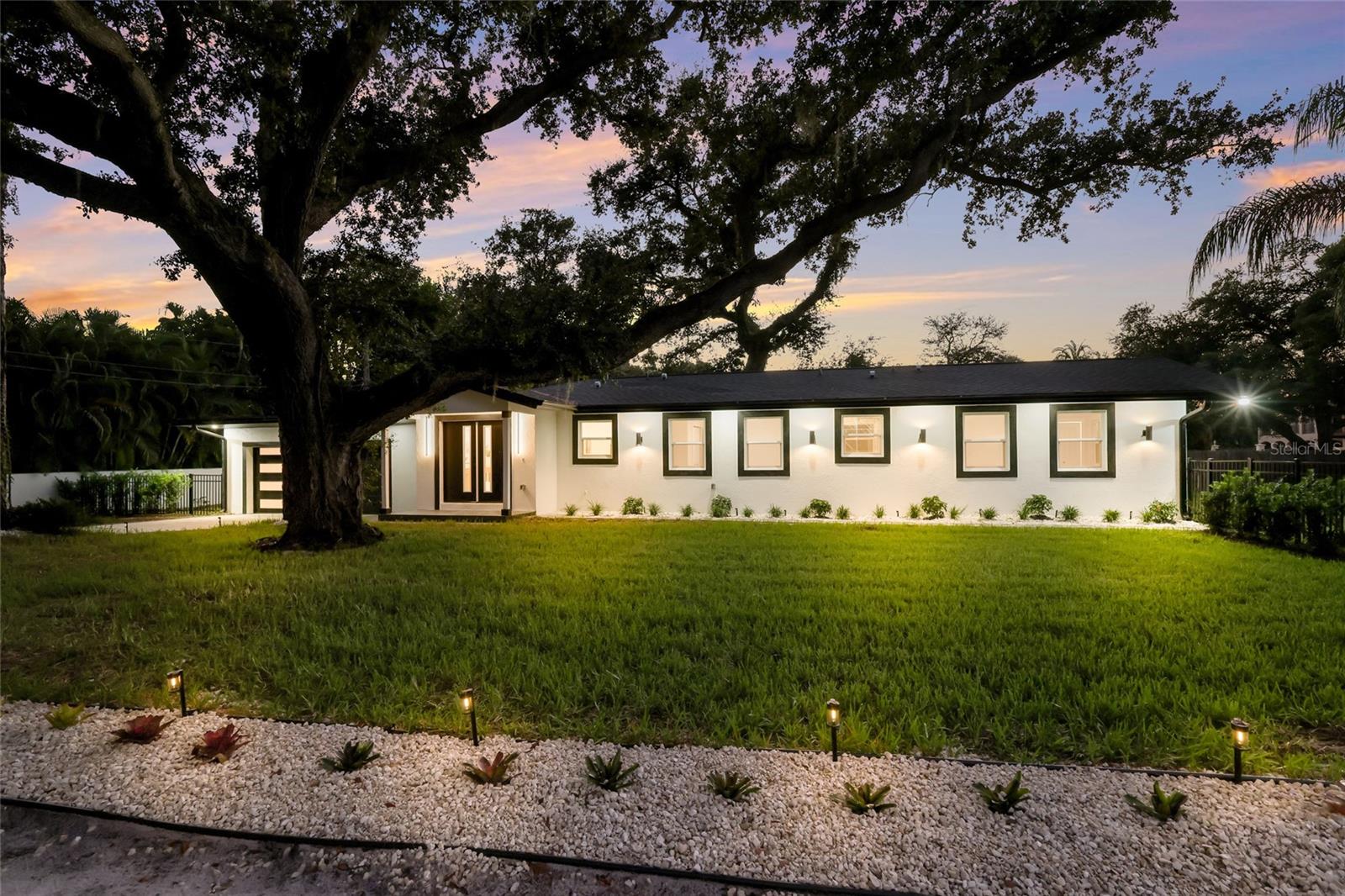 780 Indian Beach Cir — photo