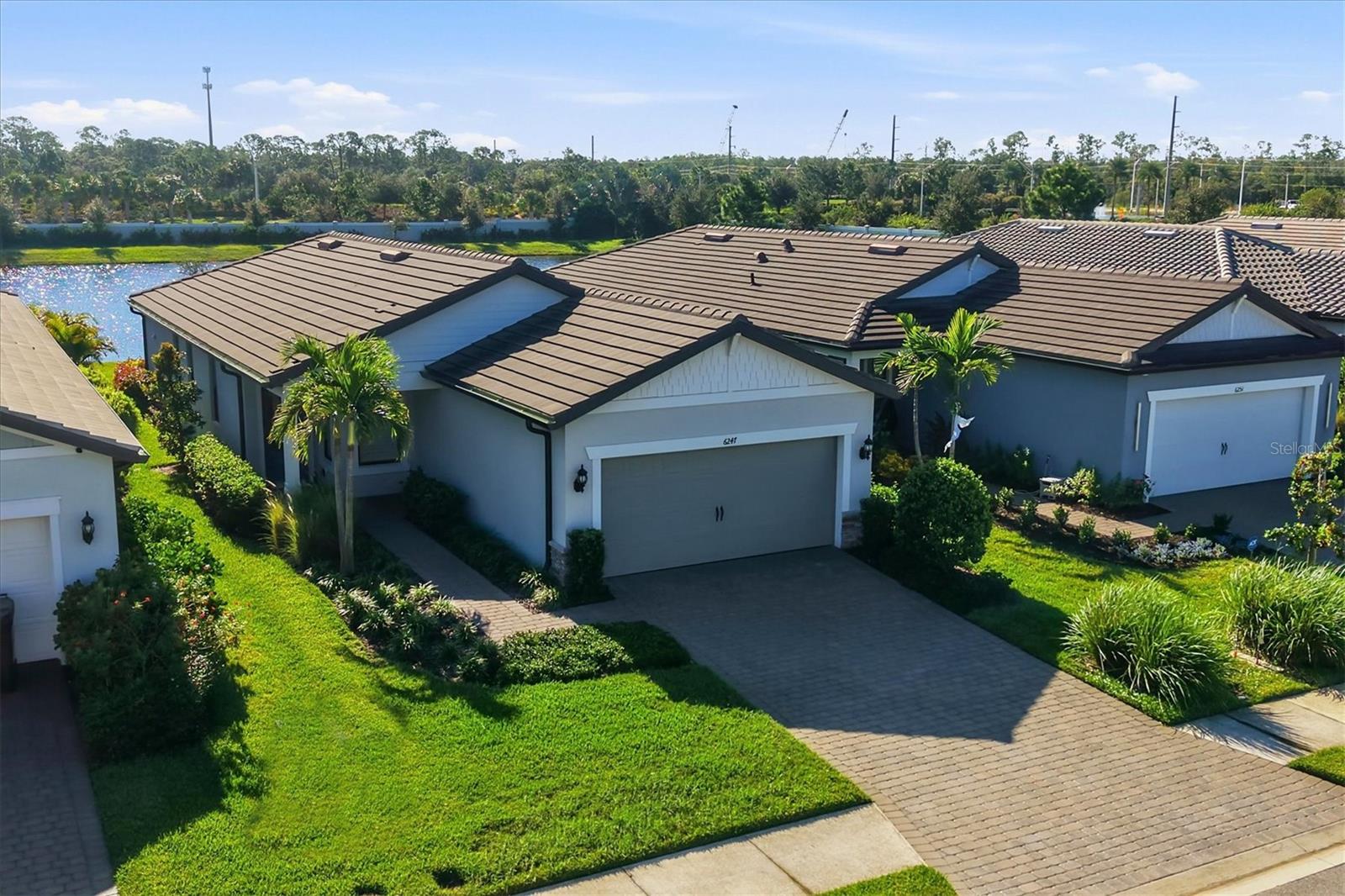 6247 Baywood Ct — photo