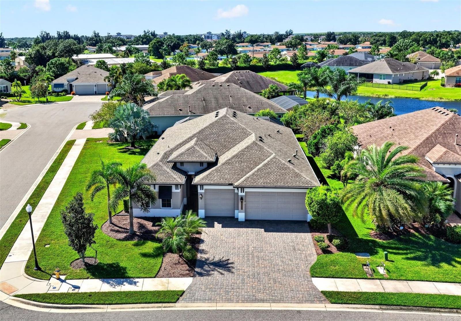 12214 Goldenrod Ave — photo