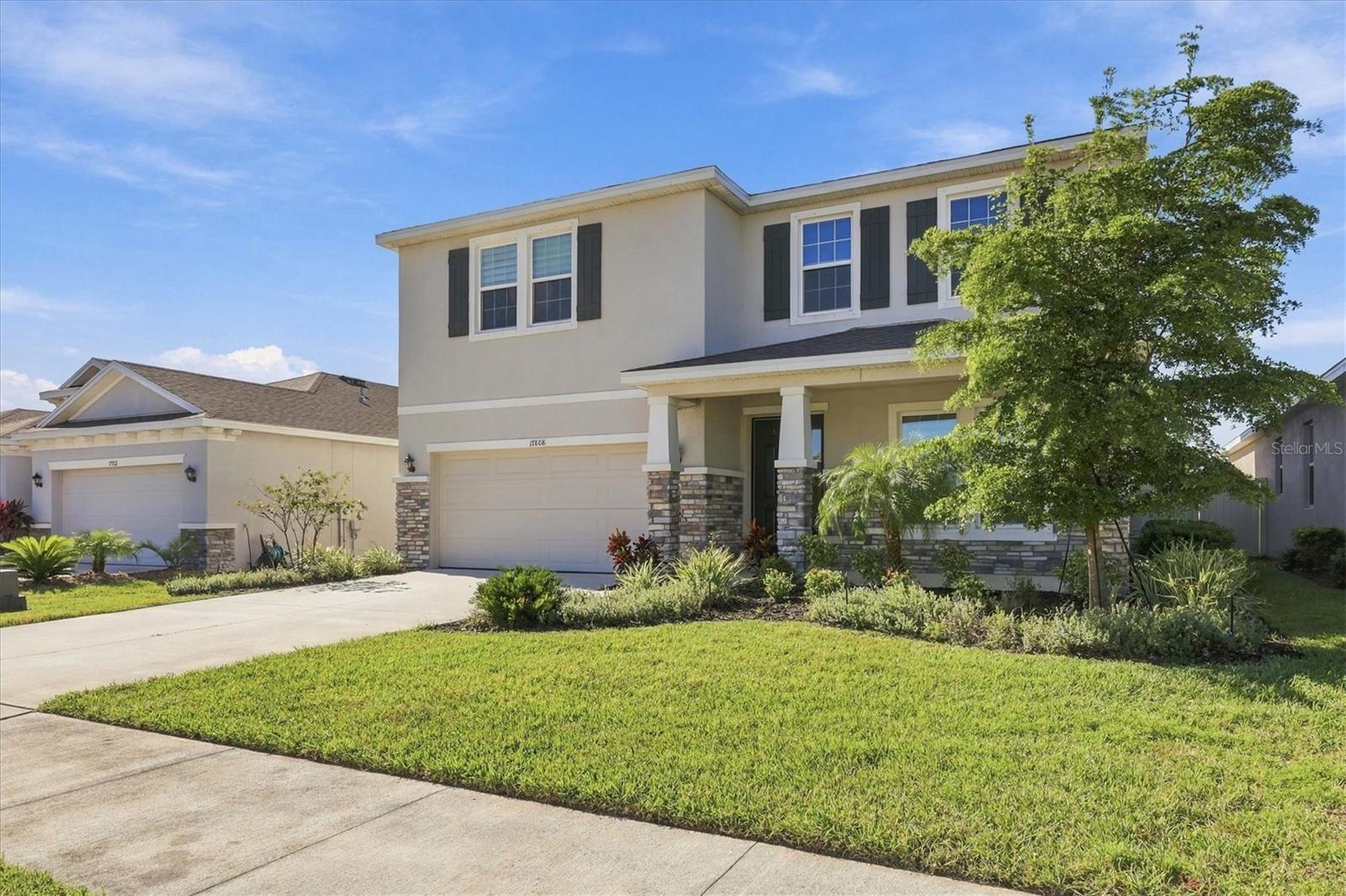 17808 Cantarina CV — photo