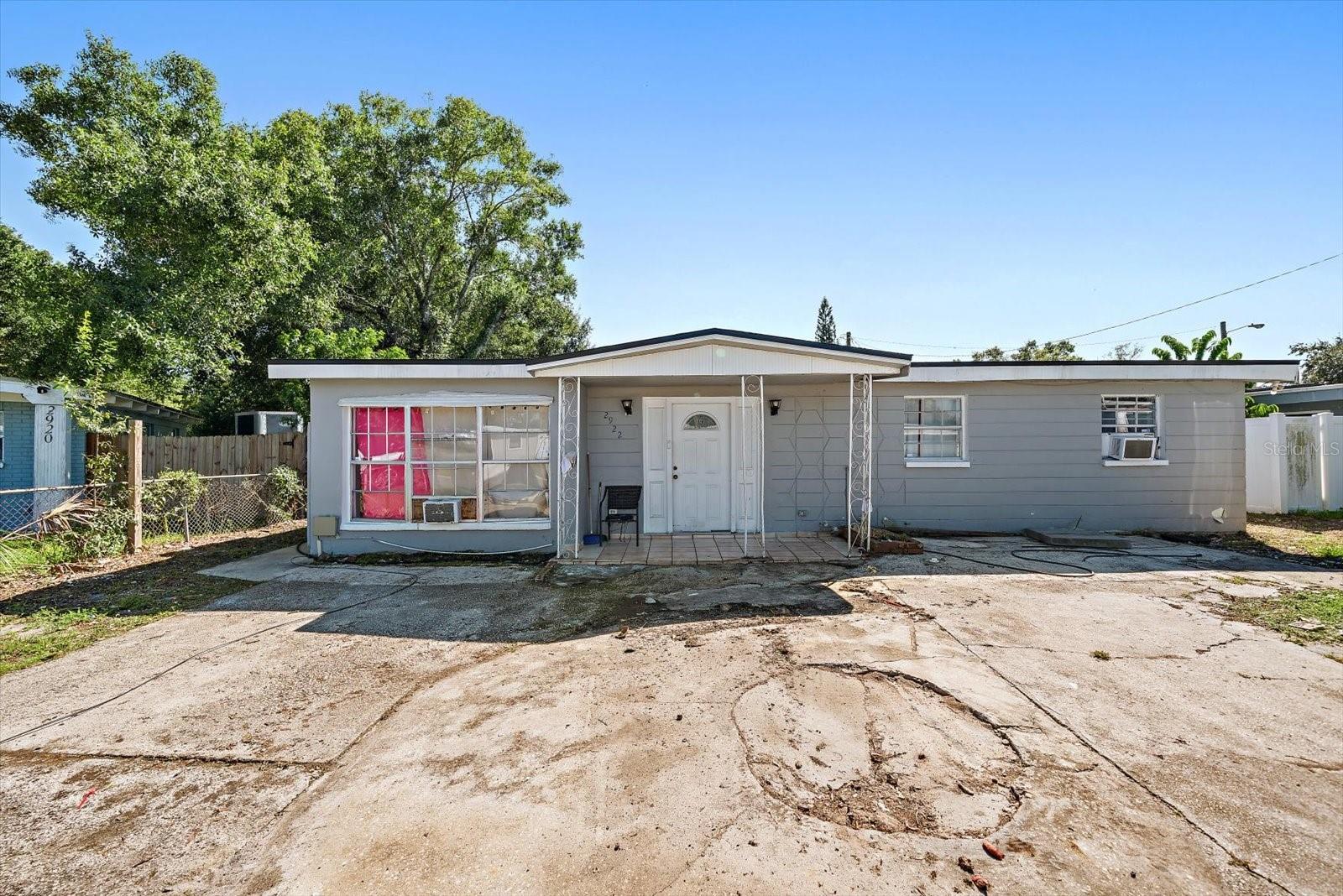 2922 Sample Loop, Tampa, FL 33619 — photo 2