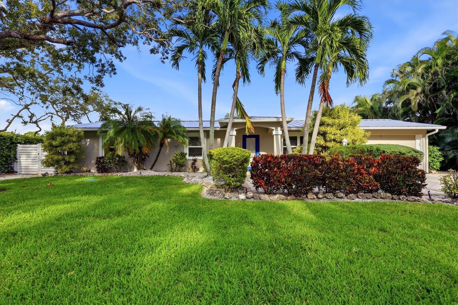 7313 Starfish Dr — photo