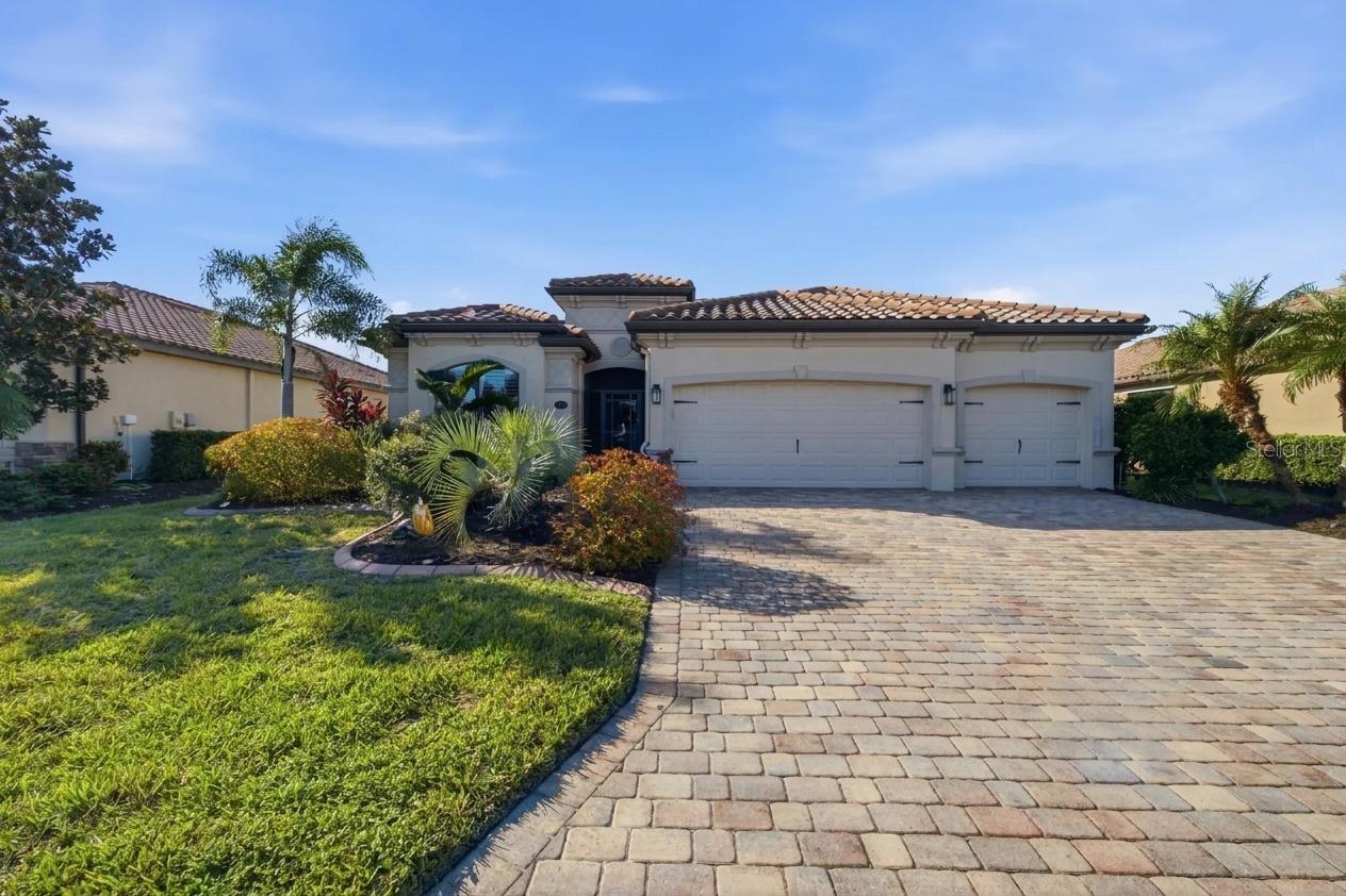 6726 Rookery Lake Dr — photo