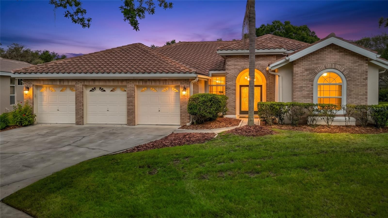 8704 Broadgreen Ct — photo