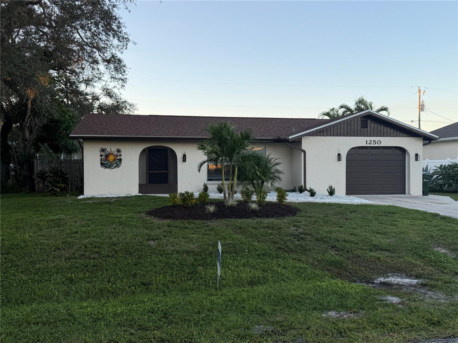 1250 Horizon Rd — photo