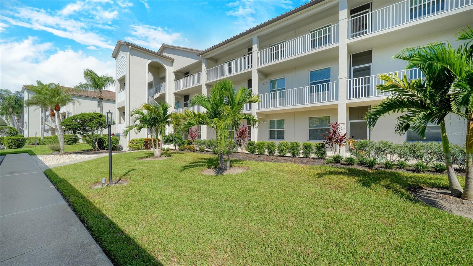 8755 Olde Hickory Ave #7102 — photo