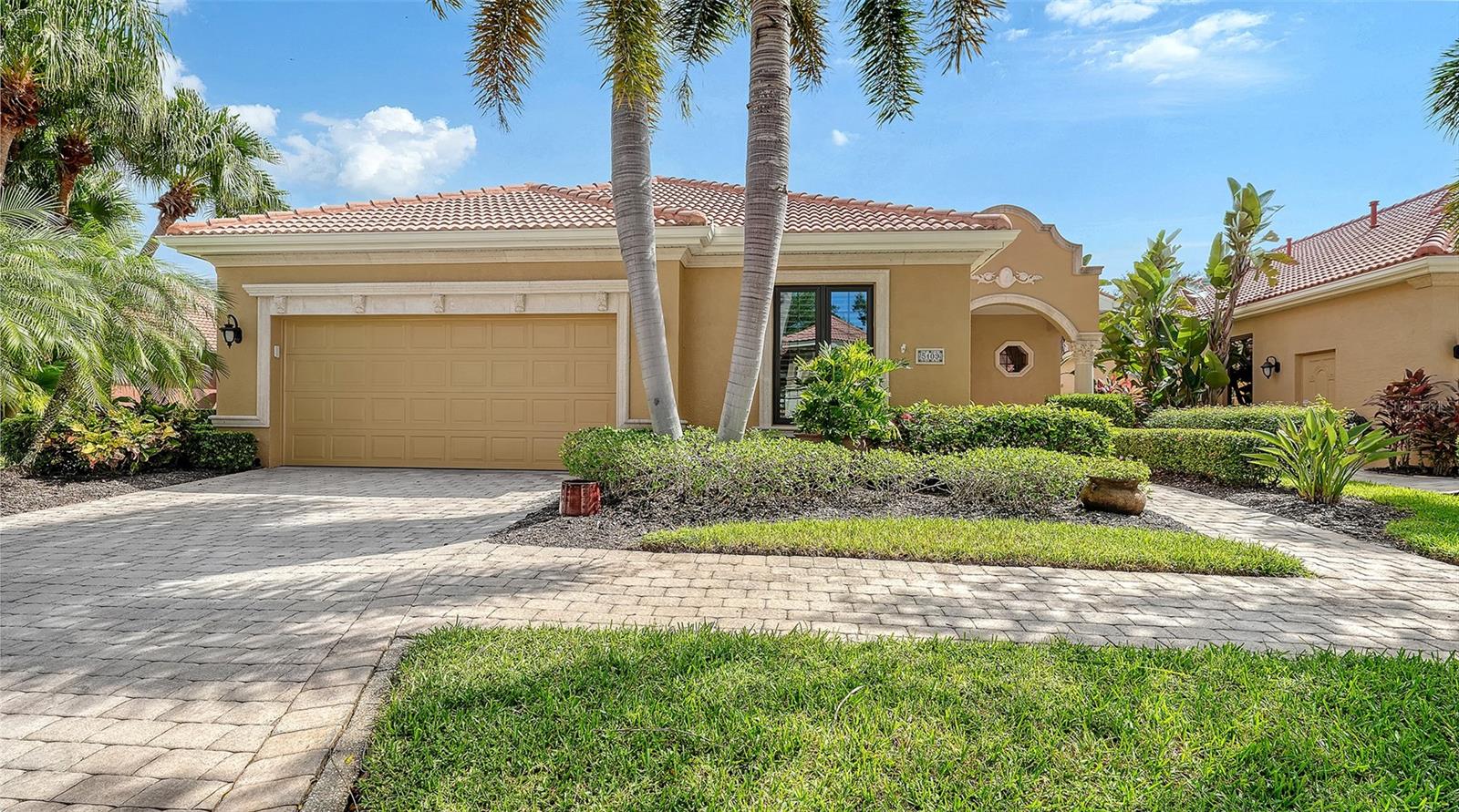 5109 Cantabria Crst — photo