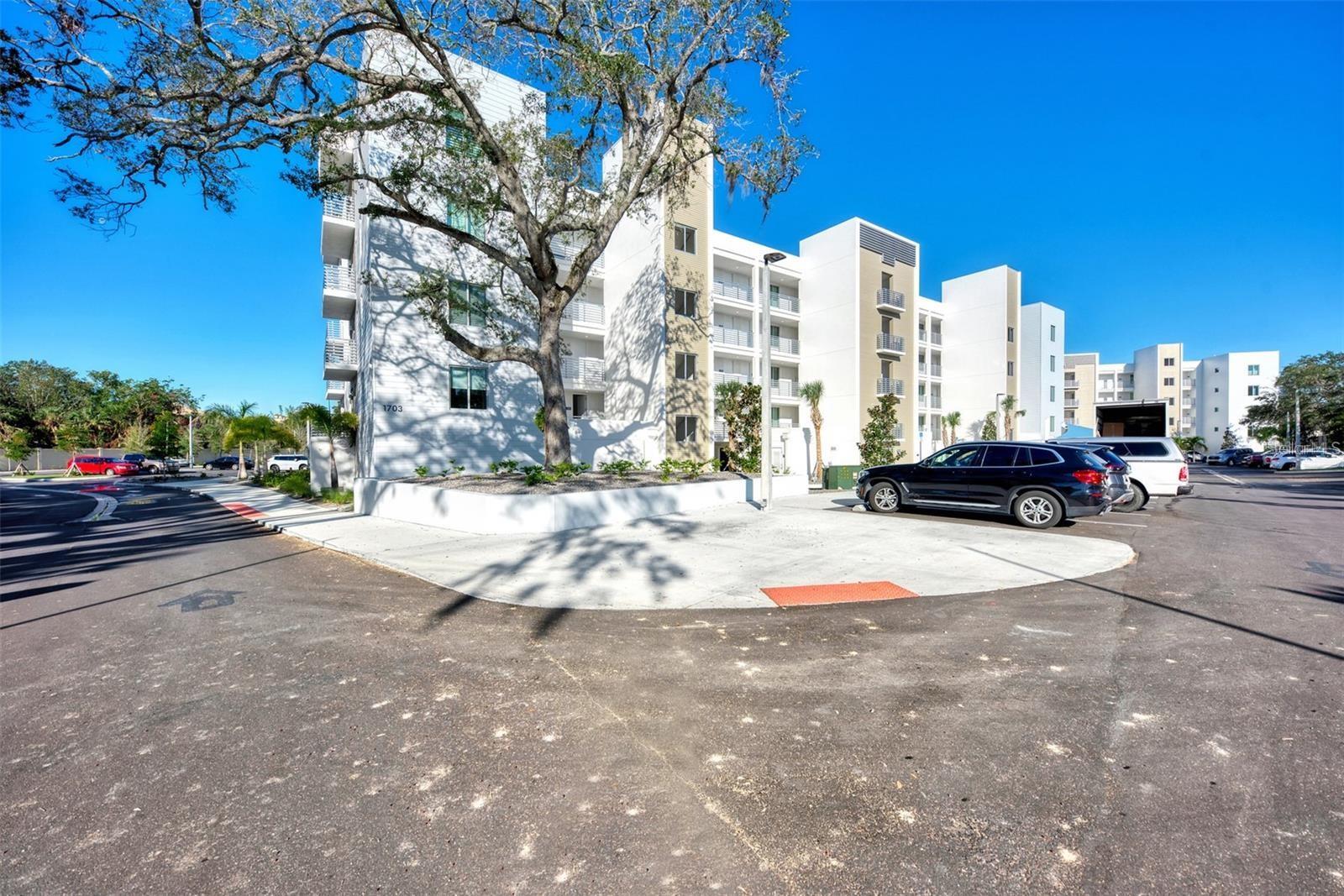 1703 N Tamiami Trl #307 — photo