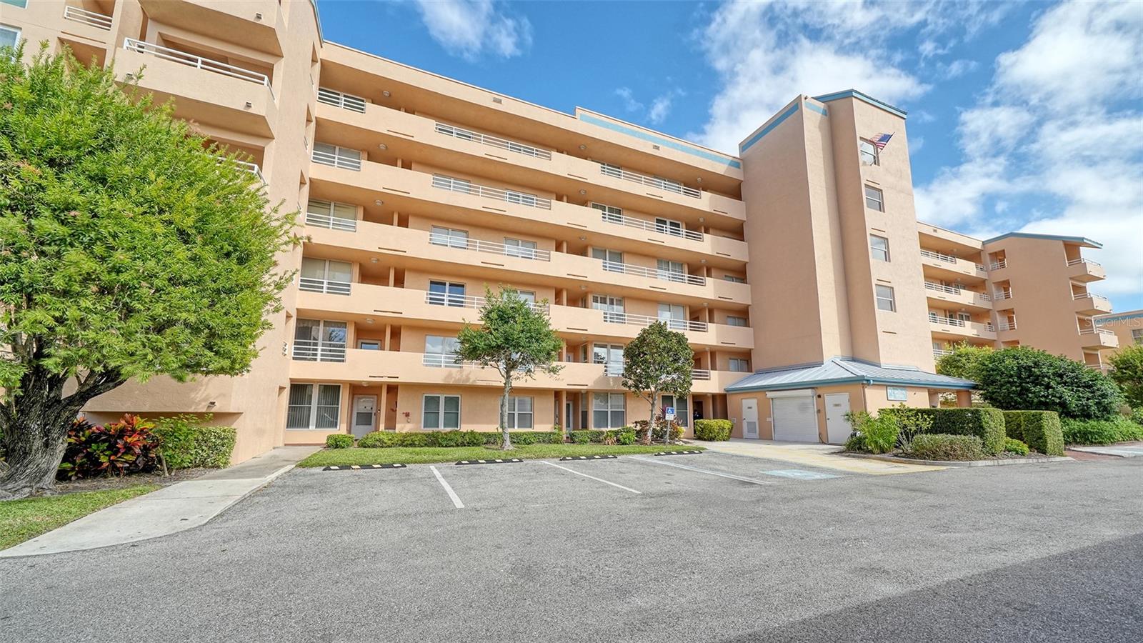 4550 Pinebrook Cir #203 — photo