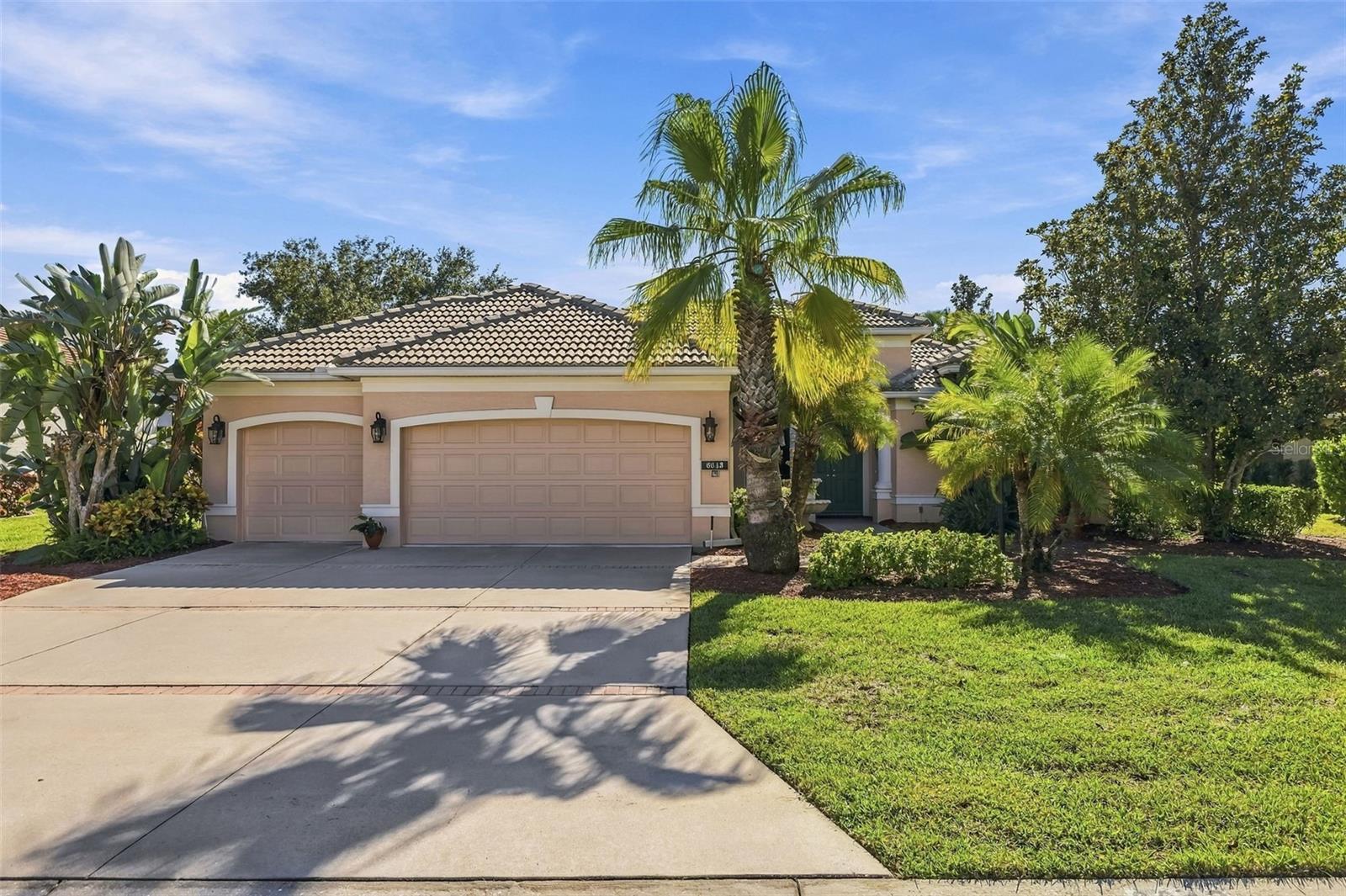 6643 Coopers Hawk Ct — photo