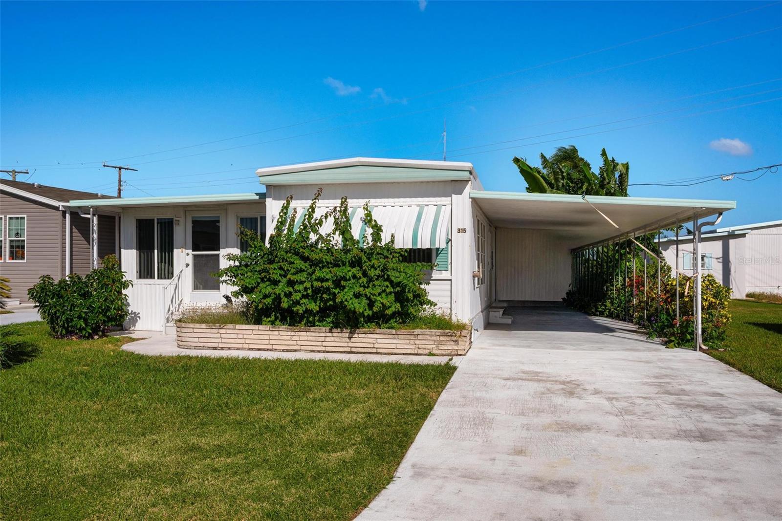 315 Peace Mnr — photo