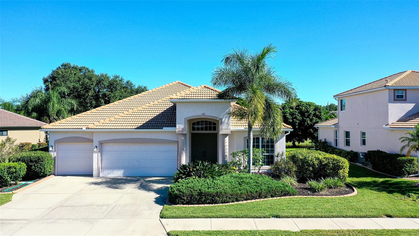 1595 Pinyon Pine Dr — photo