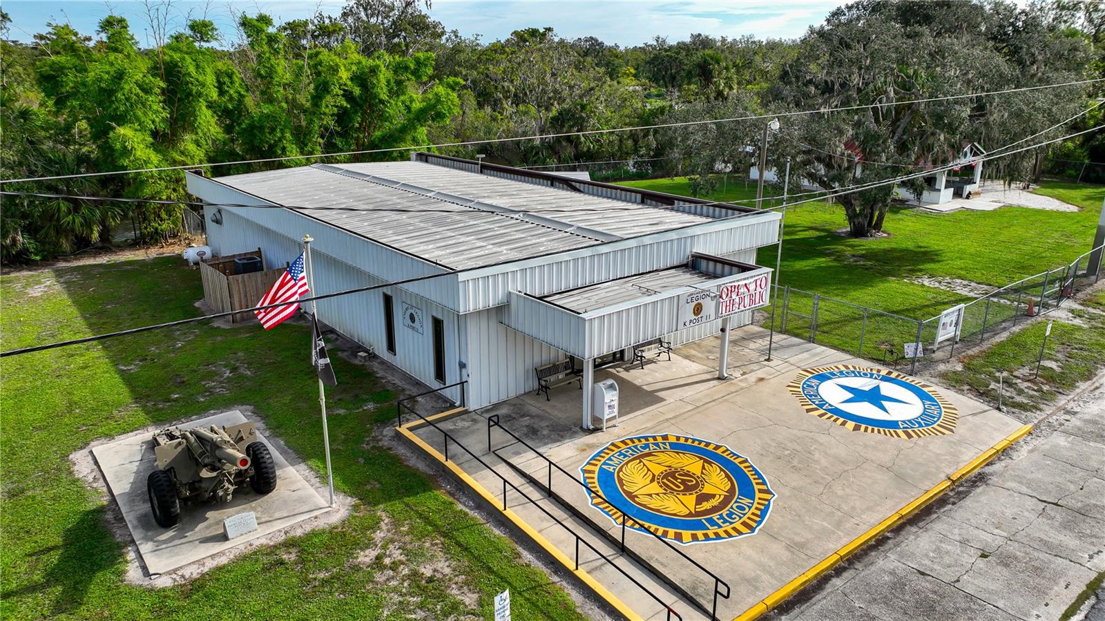 2124 NW American Legion Dr — photo
