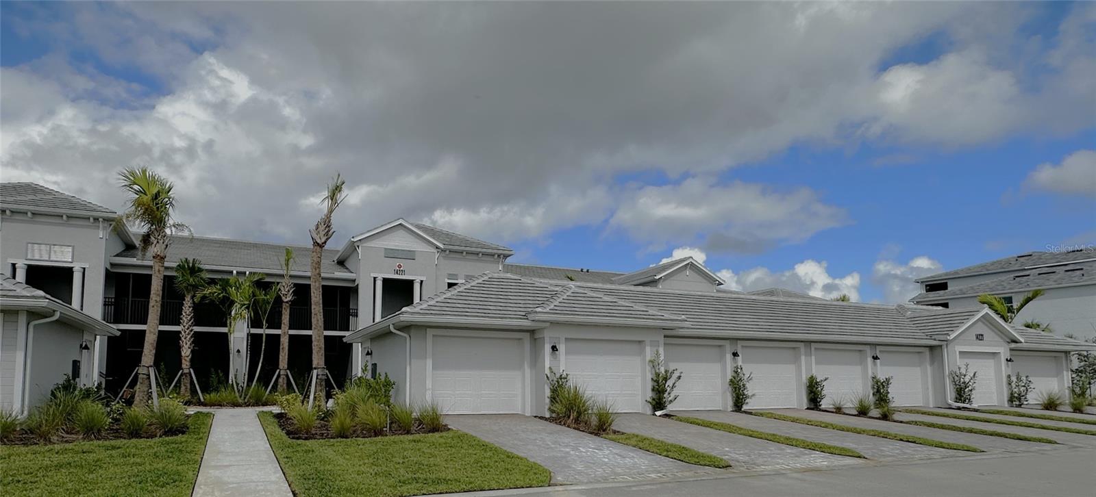14221 Heritage Landing Blvd #2017 — photo