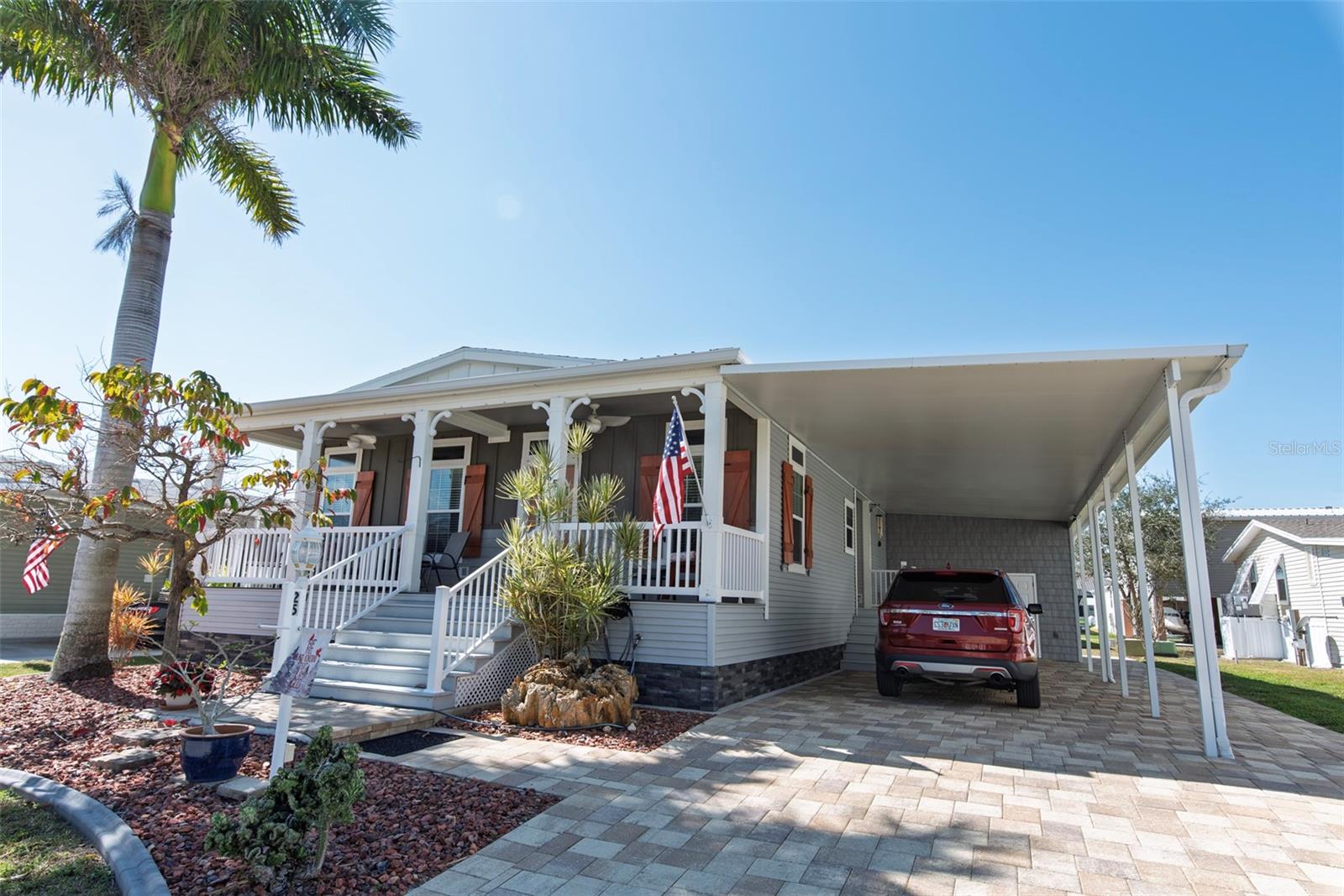 25 Alligator Ave — photo