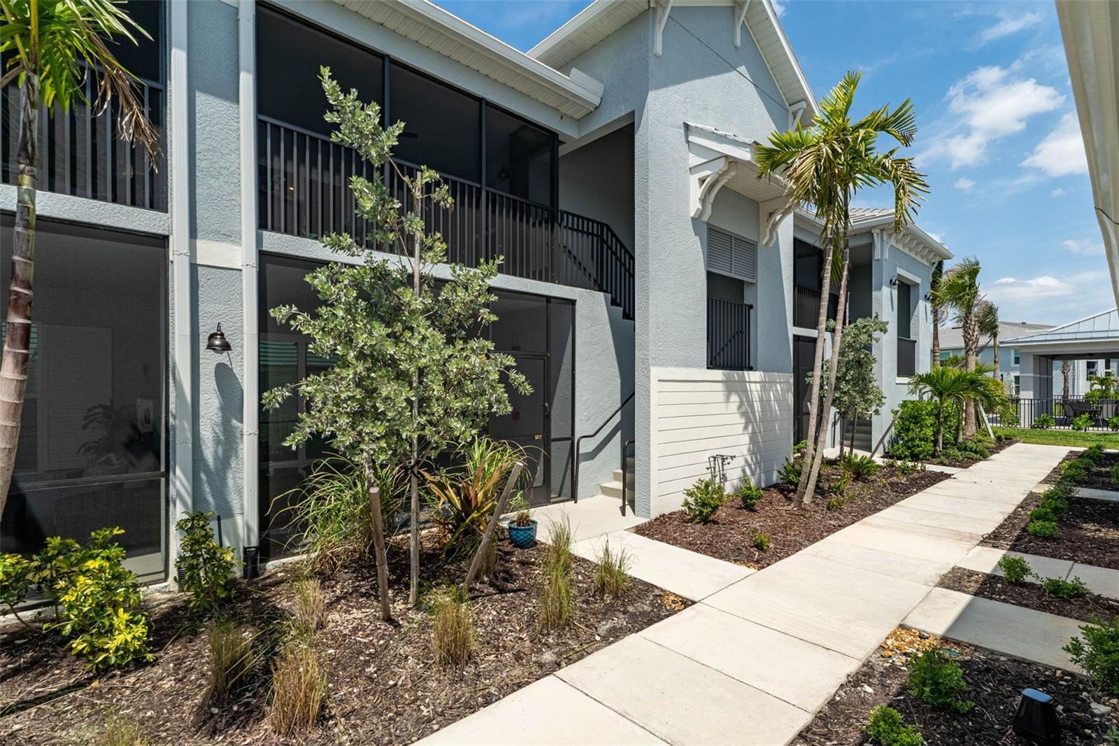 14241 Heritage Landing Blvd #1827 — photo